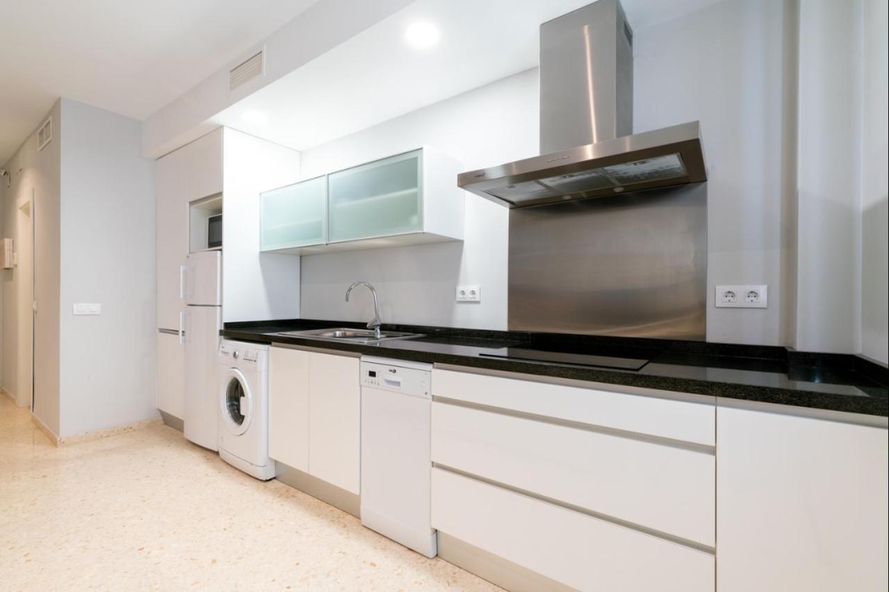 Appartamento Behouse Reyes Catolicos Siviglia Esterno foto